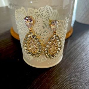 Tear drop style earrings.